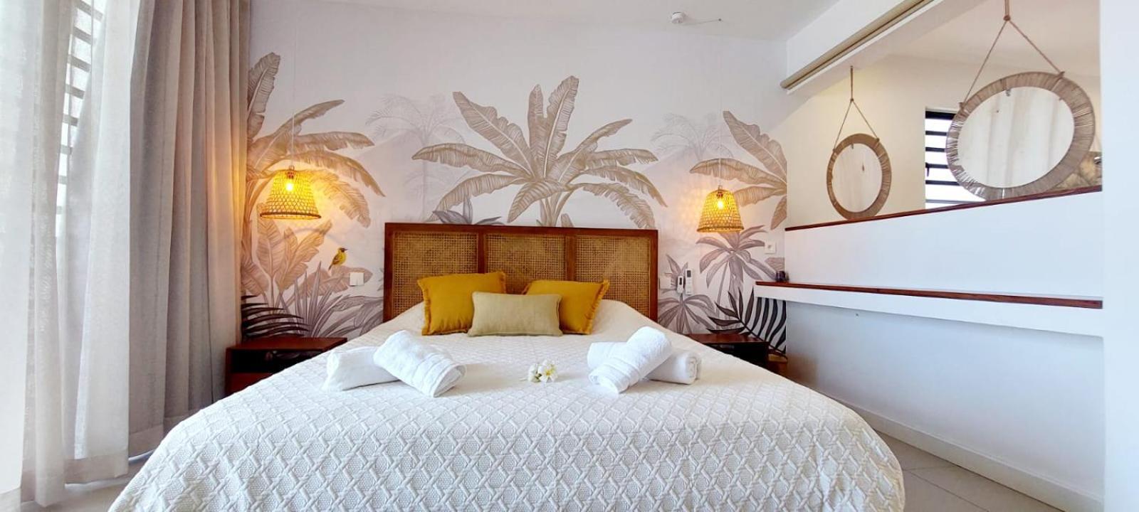 Canari Waterfront Guest house *